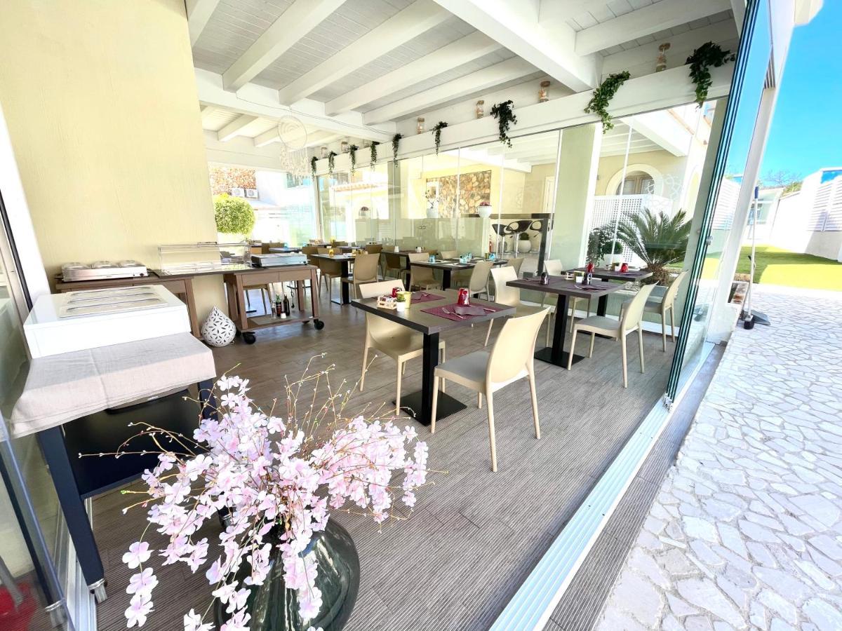 Suimi'S Hotel Villasimius Εξωτερικό φωτογραφία